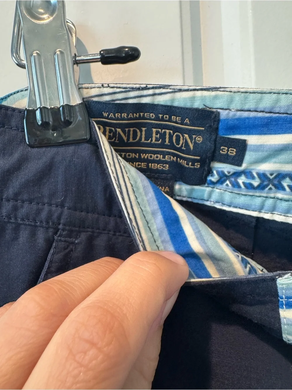 Pendleton Navy Blue Drawstring Board Shorts Hybrid Style Mens Size 38 9” Inseam
